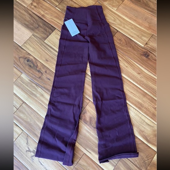 Athleta Salutation Stash Ribbed Flare Athleisure Yoga Dance Pants Pockets XS NWT - Picture 3 of 7